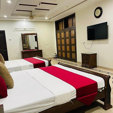 Hotel Clifton Inn Карачи Екстериор снимка