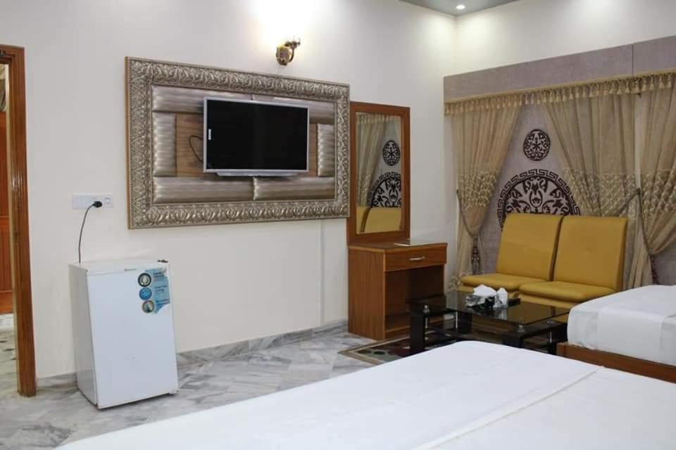 Hotel Clifton Inn Карачи Екстериор снимка